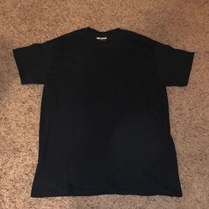 Medium black Gildan t-shirt